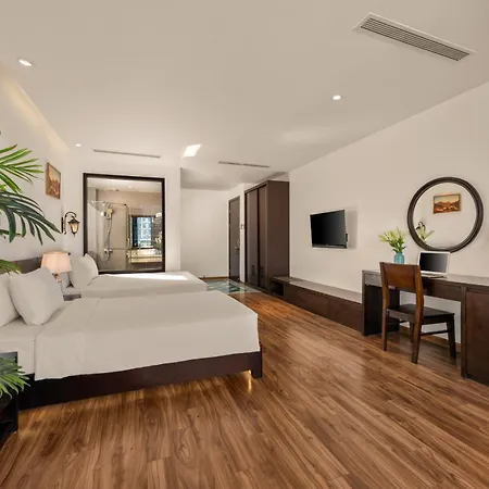 Nostalgia Boutique Hotel Da Nang Exterior photo