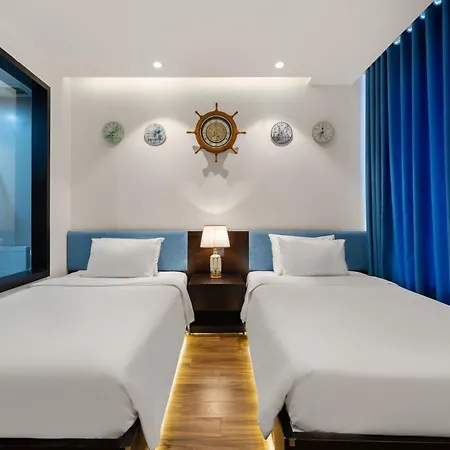 Nostalgia Boutique Hotel Da Nang Exterior photo